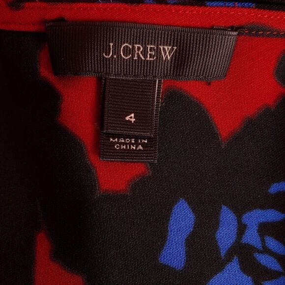 J. Crew sleeveless keyhole dramatic floral top in deep red, blue, black size 4 - Picture 6 of 10